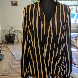Adrianna Papell. Xl. Black n creme striped blouse